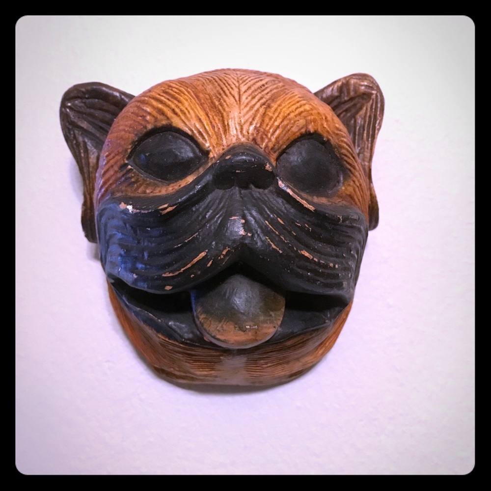 Cute vintage pug face wall decor